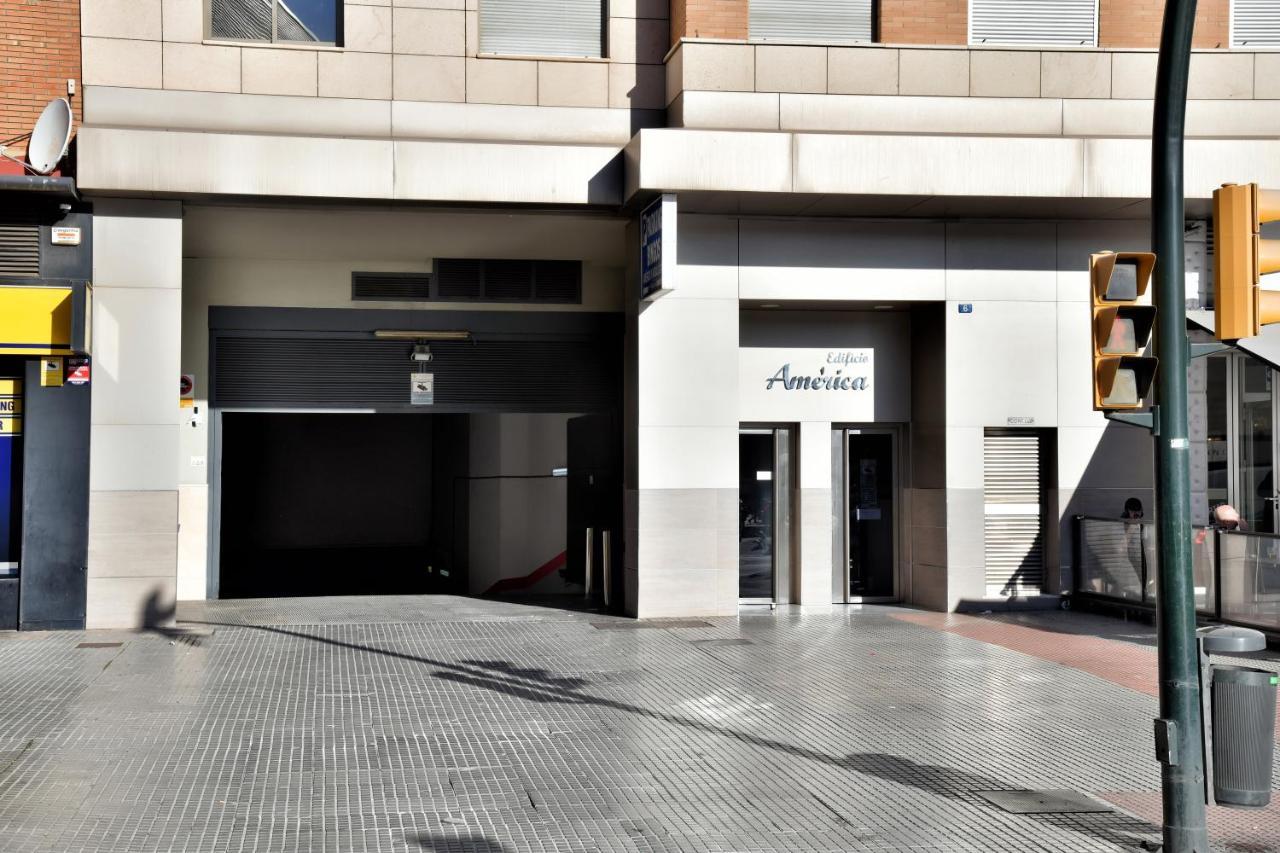 Wonderstays Apartamentos La Estacion Málaga Eksteriør bilde