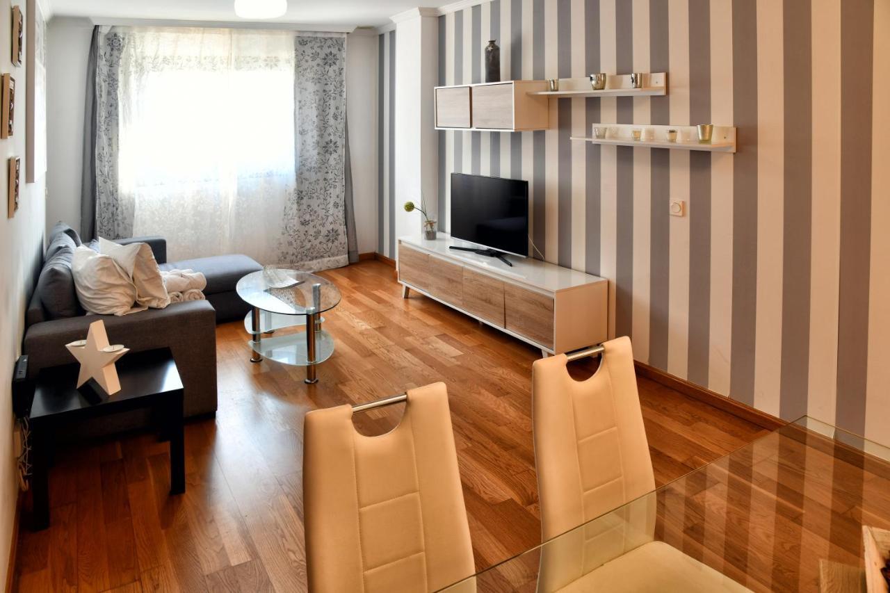 Wonderstays Apartamentos La Estacion Málaga Eksteriør bilde
